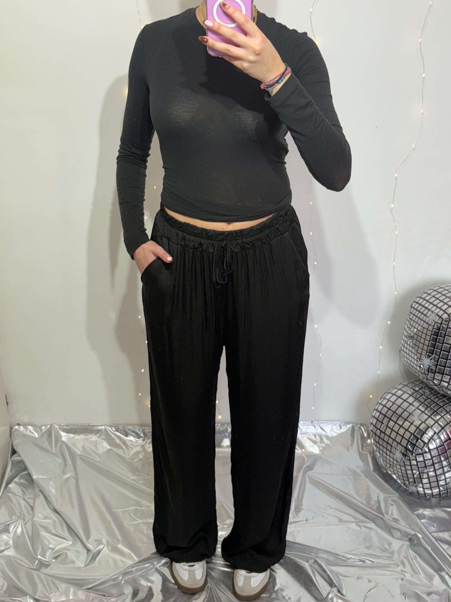 Pantalon WOMAN IN BLACK 😎